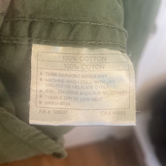 ARIAT button up - Picture 11 of 11